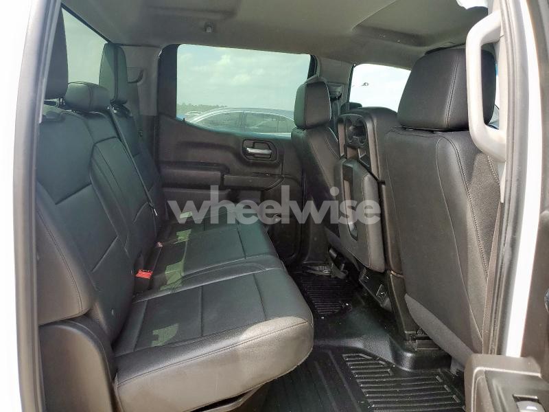 Photo 5 of 2022 CHEVROLET SILVERADO C1500 (VIN 3GCPAAEK9NG624362)