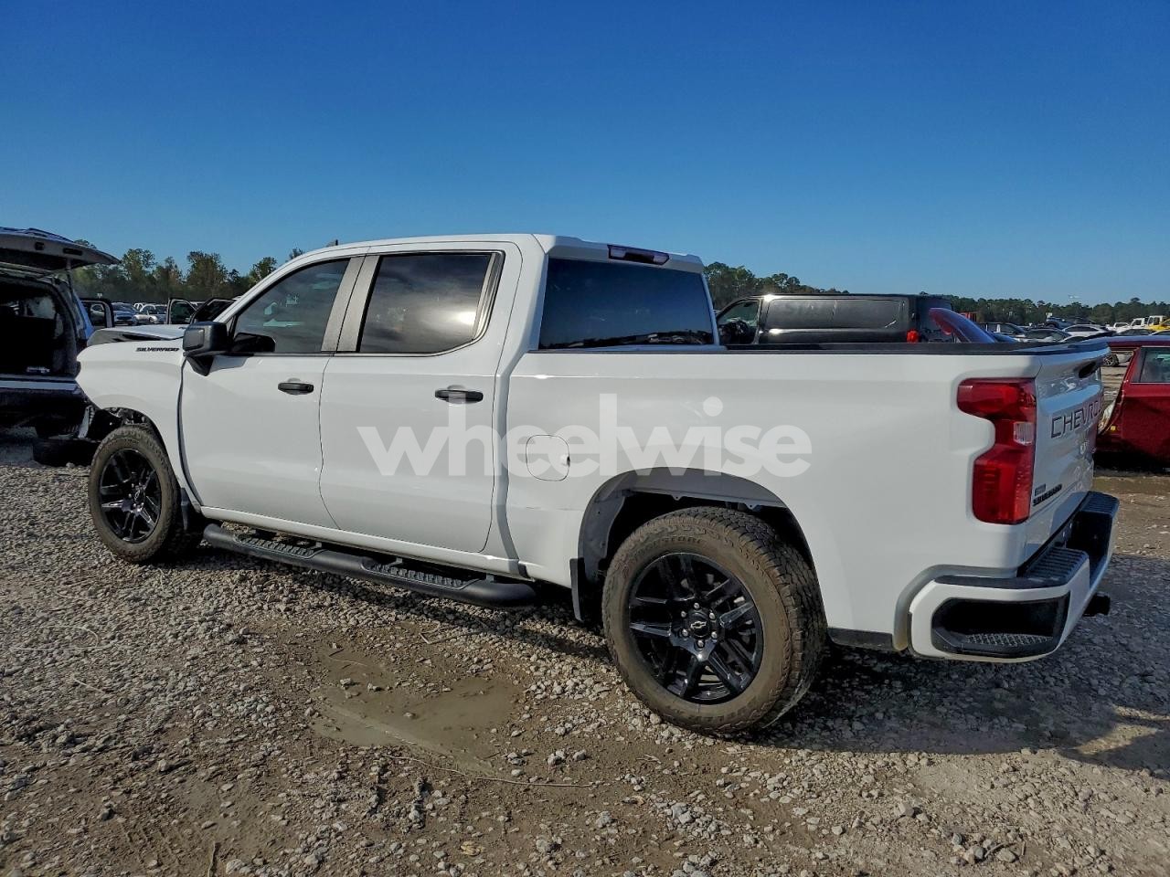 Photo 3 of 2024 CHEVROLET SILVERADO C1500 CUSTOM (VIN 3GCPABEK0RG425003)