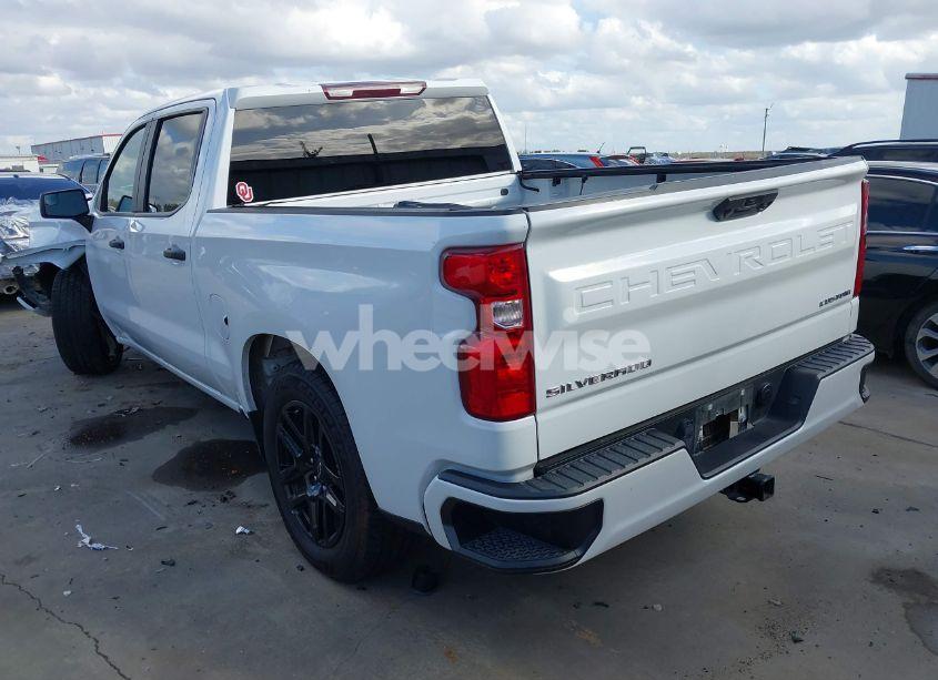 Photo 3 of 2022 Chevrolet Silverado 1500 2WD SHORT BED CUSTOM (VIN 3GCPABEK4NG578414)