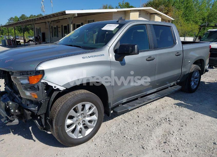 Photo 2 of 2023 Chevrolet Silverado 1500 2WD SHORT BED CUSTOM (VIN 3GCPABEK5PG153934)