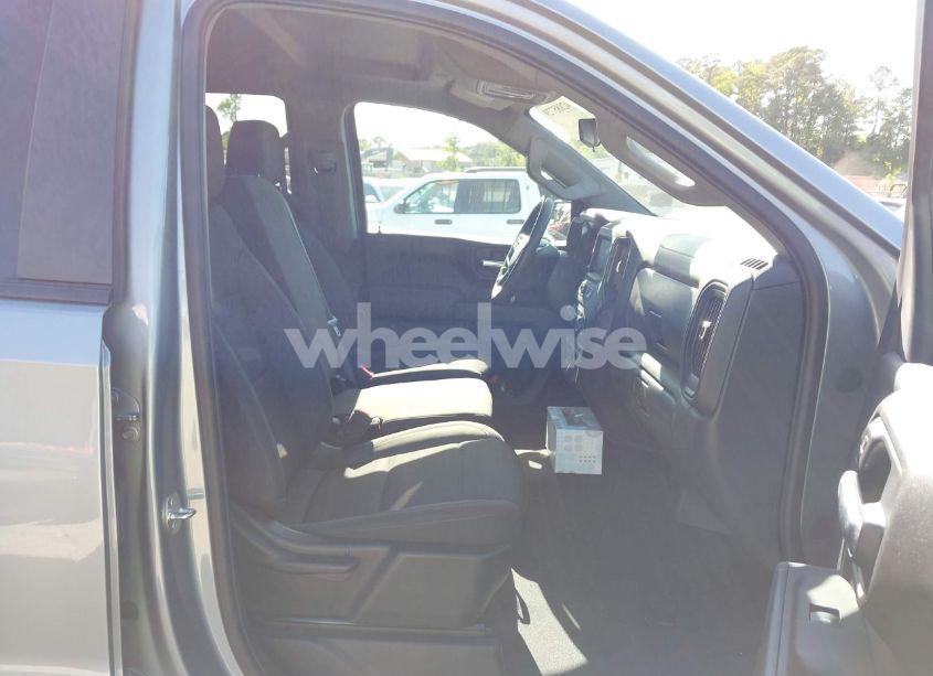 Photo 5 of 2023 Chevrolet Silverado 1500 2WD SHORT BED CUSTOM (VIN 3GCPABEK5PG153934)