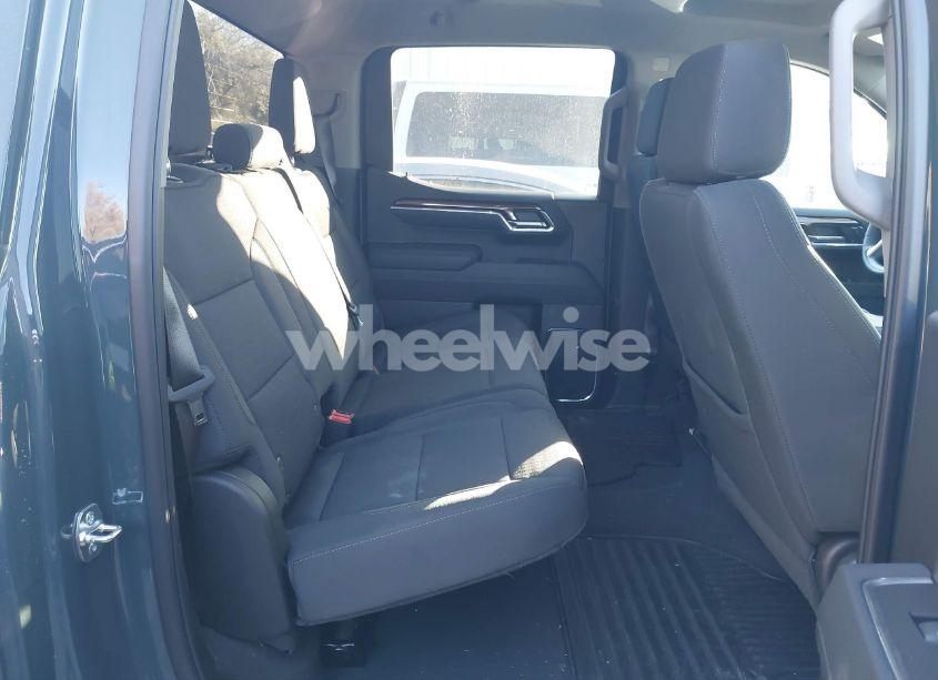 Photo 8 of 2025 Chevrolet Silverado 1500 2WD SHORT BED LT (VIN 3GCPACED0SG198246)