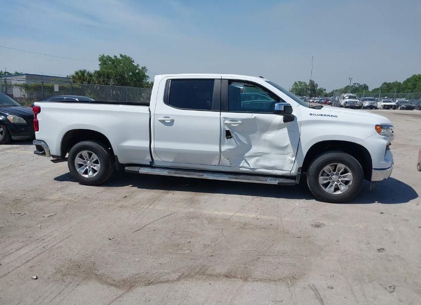 Photo 13 of 2024 Chevrolet Silverado 1500 (VIN 3GCPACED1RG172328)