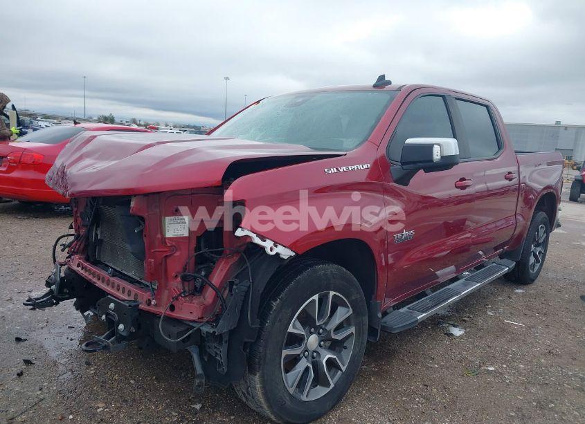 Photo 2 of 2022 Chevrolet Silverado 1500 2WD SHORT BED LT (VIN 3GCPACED5NG532002)