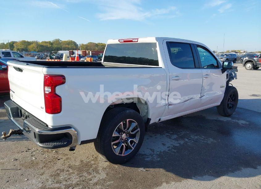 Photo 4 of 2022 Chevrolet Silverado 1500 2WD SHORT BED LT (VIN 3GCPACED9NG566847)