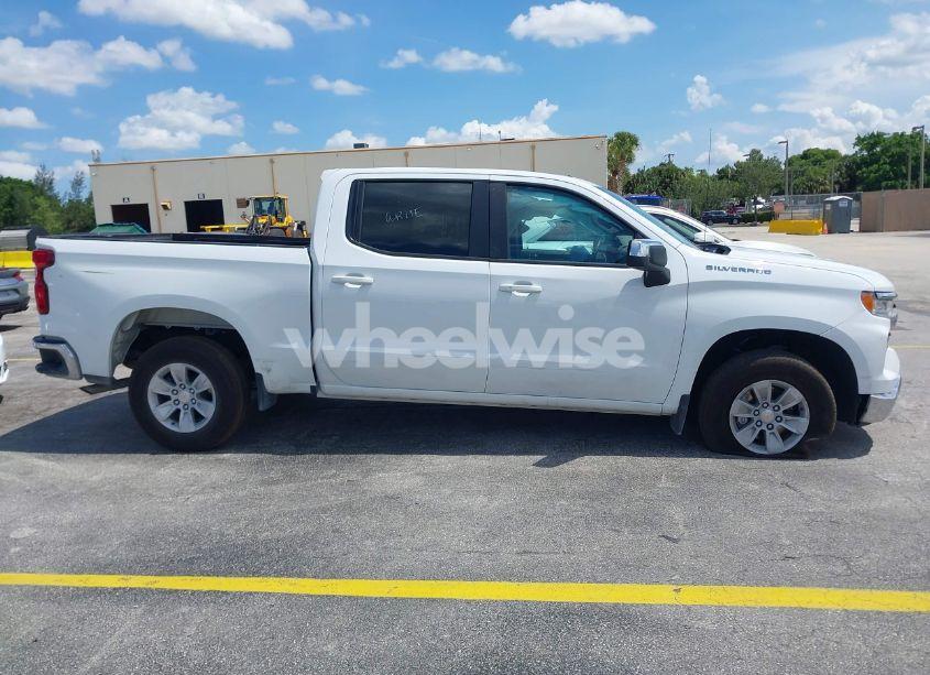 Photo 13 of 2025 Chevrolet Silverado 1500 2WD SHORT BED LT (VIN 3GCPACEDXSG127538)