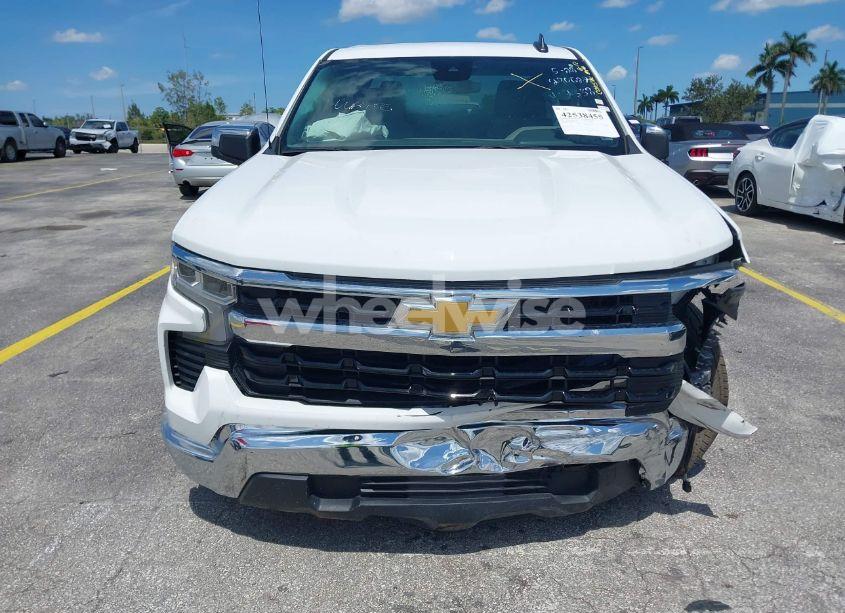 Photo 6 of 2025 Chevrolet Silverado 1500 2WD SHORT BED LT (VIN 3GCPACEDXSG127538)