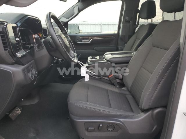 Photo 5 of 2025 CHEVROLET SILVERADO C1500 LT (VIN 3GCPACEDXSG146929)