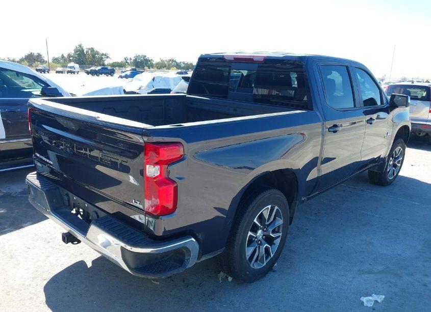 Photo 4 of 2024 Chevrolet Silverado 1500 2WD SHORT BED LT (VIN 3GCPACEK4RG167333)