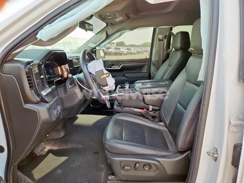 Photo 3 of 2022 CHEVROLET SILVERADO C1500 LT (VIN 3GCPACEK9NG574090)