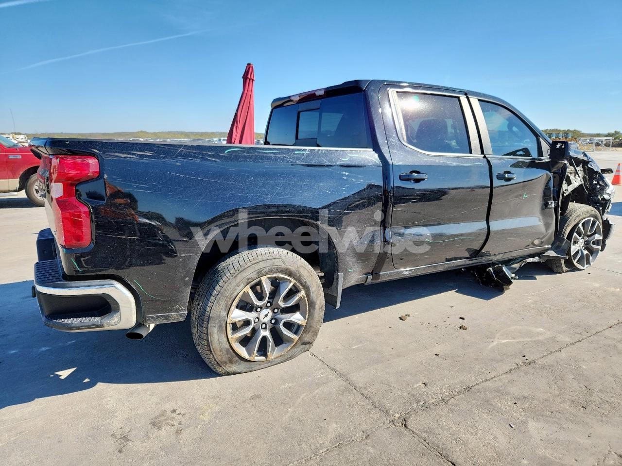 Photo 3 of 2023 CHEVROLET SILVERADO C1500 LT (VIN 3GCPACEK9PG176929)
