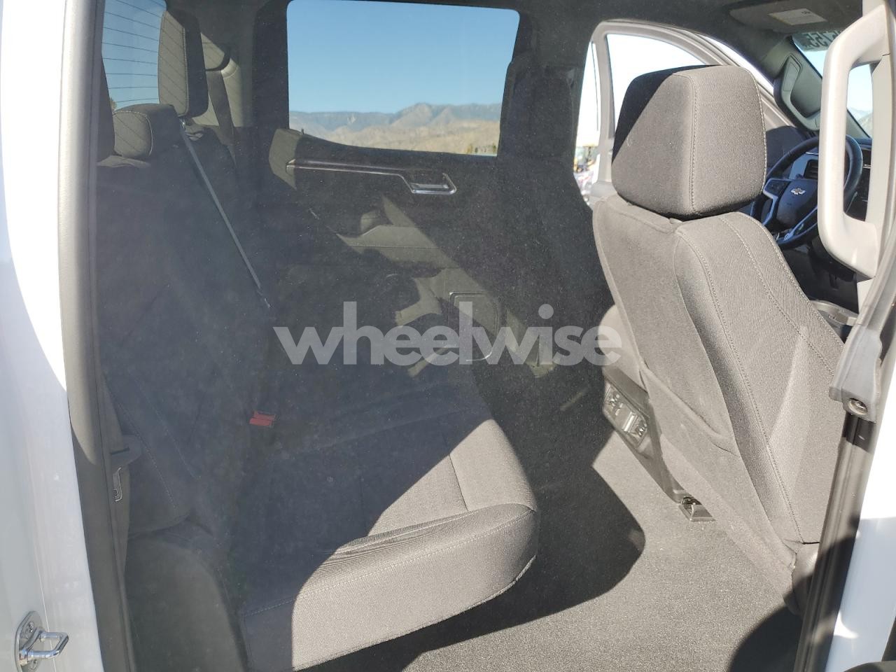 Photo 10 of 2025 CHEVROLET SILVERADO C1500 LT (VIN 3GCPACEK9SG103441)