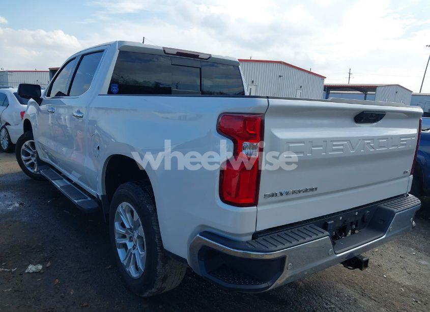 Photo 3 of 2022 Chevrolet Silverado 1500 2WD SHORT BED LTZ (VIN 3GCPAEED1NG539735)