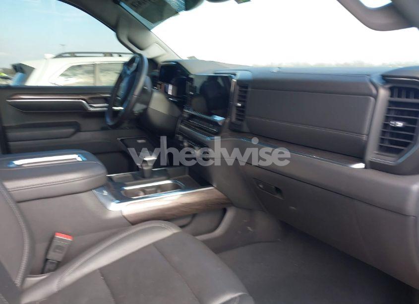 Photo 5 of 2022 Chevrolet Silverado 1500 2WD SHORT BED LTZ (VIN 3GCPAEED1NG539735)