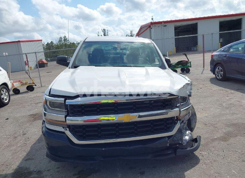 Photo 12 of 2018 Chevrolet Silverado 1500 WT (VIN 3GCPCNEC8JG289888)