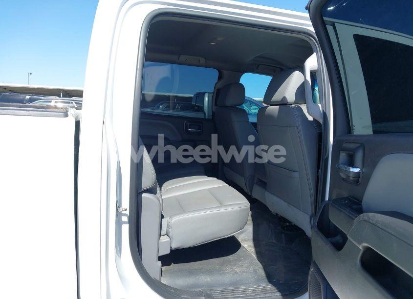 Photo 8 of 2018 Chevrolet Silverado 1500 WT (VIN 3GCPCNEC8JG371670)