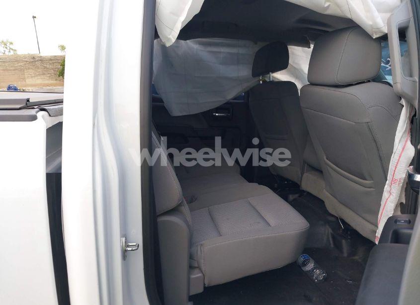 Photo 8 of 2018 Chevrolet Silverado 1500 WT (VIN 3GCPCNECXJG390544)