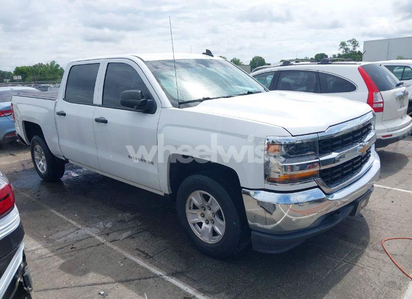 2018 Chevrolet Silverado 1500 LS (VIN 3GCPCNEH2JG399332) main photo