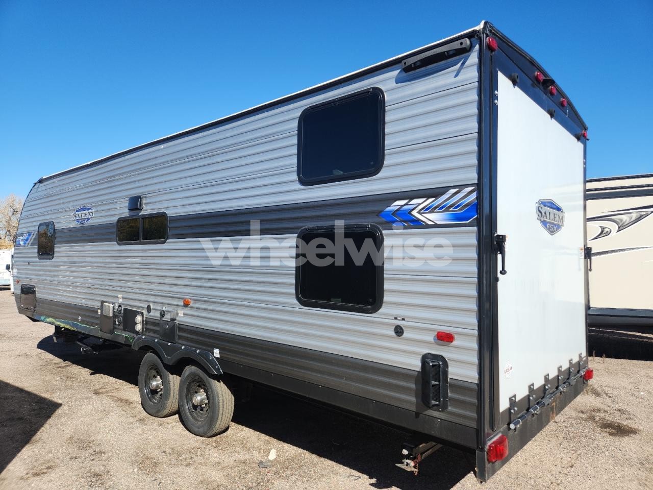 Photo 3 of 2023 FORESRIVER SALEM (VIN 3GCPCNEH5HG430101)