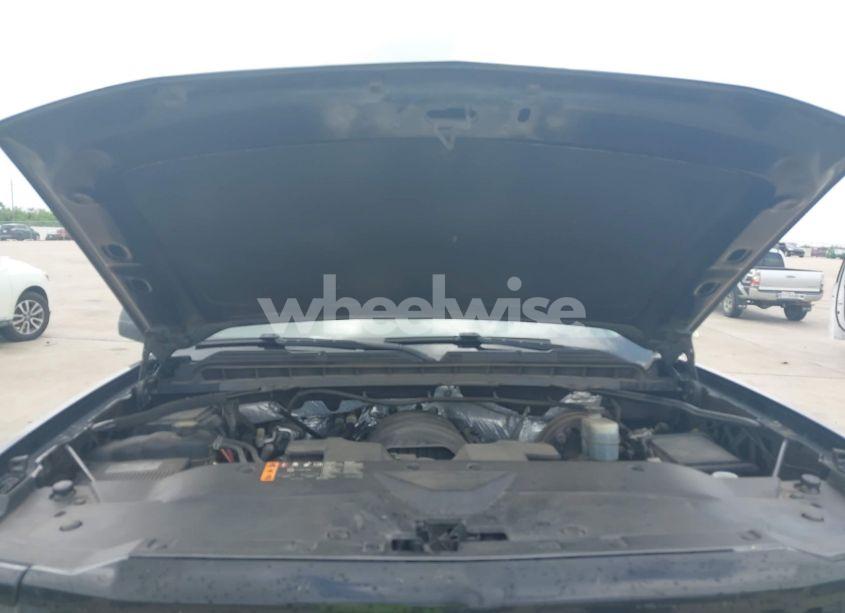 Photo 10 of 2018 Chevrolet Silverado 1500 CUSTOM (VIN 3GCPCPEC8JG358400)