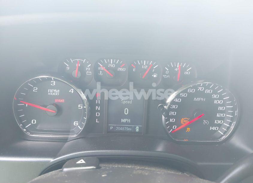 Photo 15 of 2018 Chevrolet Silverado 1500 CUSTOM (VIN 3GCPCPEC8JG358400)