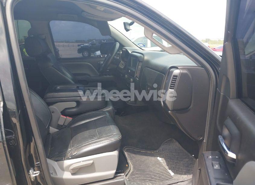 Photo 5 of 2018 Chevrolet Silverado 1500 CUSTOM (VIN 3GCPCPEC8JG358400)