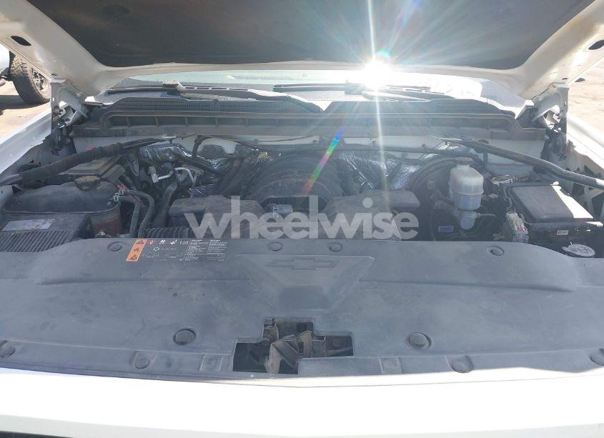 Photo 10 of 2018 Chevrolet Silverado 1500 CUSTOM (VIN 3GCPCPEC9JG346028)