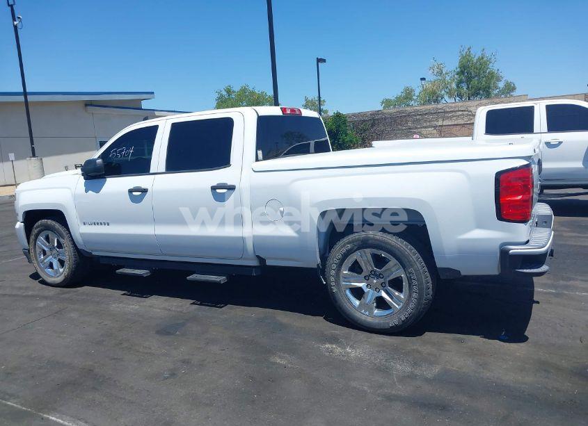 Photo 14 of 2018 Chevrolet Silverado 1500 CUSTOM (VIN 3GCPCPEC9JG346028)