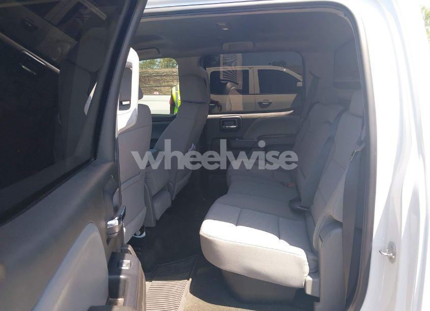 Photo 8 of 2018 Chevrolet Silverado 1500 CUSTOM (VIN 3GCPCPEC9JG346028)