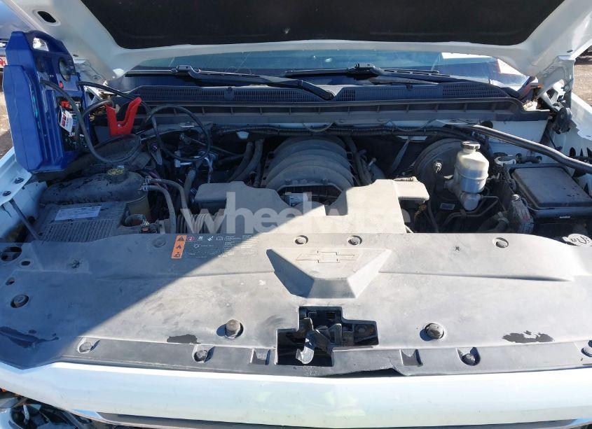 Photo 10 of 2018 Chevrolet Silverado 1500 CUSTOM (VIN 3GCPCPECXJG621759)