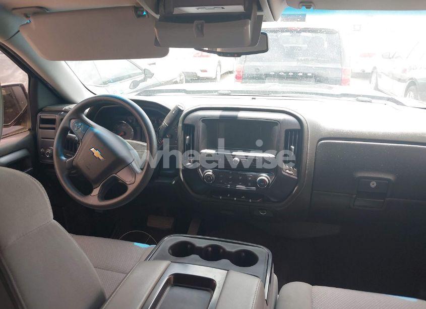 Photo 17 of 2018 Chevrolet Silverado 1500 SILVERADO CUSTOM (VIN 3GCPCPEH1JG272292)