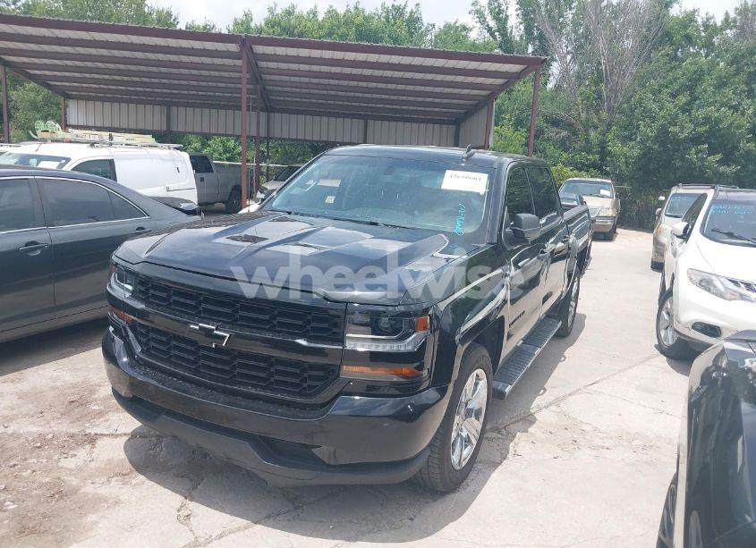 Photo 2 of 2018 Chevrolet Silverado 1500 SILVERADO CUSTOM (VIN 3GCPCPEH1JG272292)