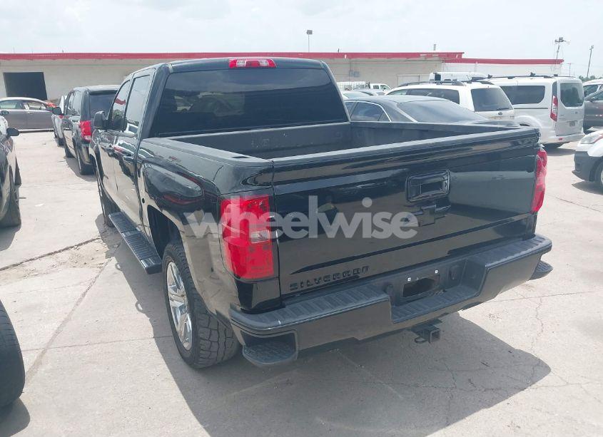 Photo 3 of 2018 Chevrolet Silverado 1500 SILVERADO CUSTOM (VIN 3GCPCPEH1JG272292)