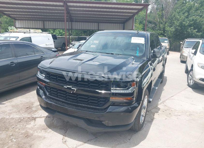 Photo 6 of 2018 Chevrolet Silverado 1500 SILVERADO CUSTOM (VIN 3GCPCPEH1JG272292)