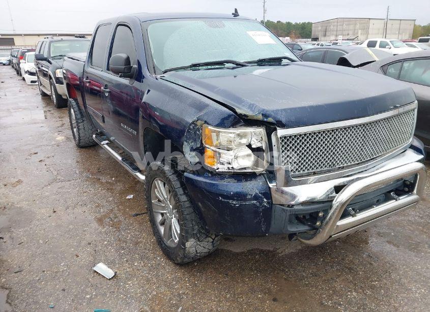 2011 Chevrolet Silverado 1500 LS (VIN 3GCPCREA0BG155187) main photo