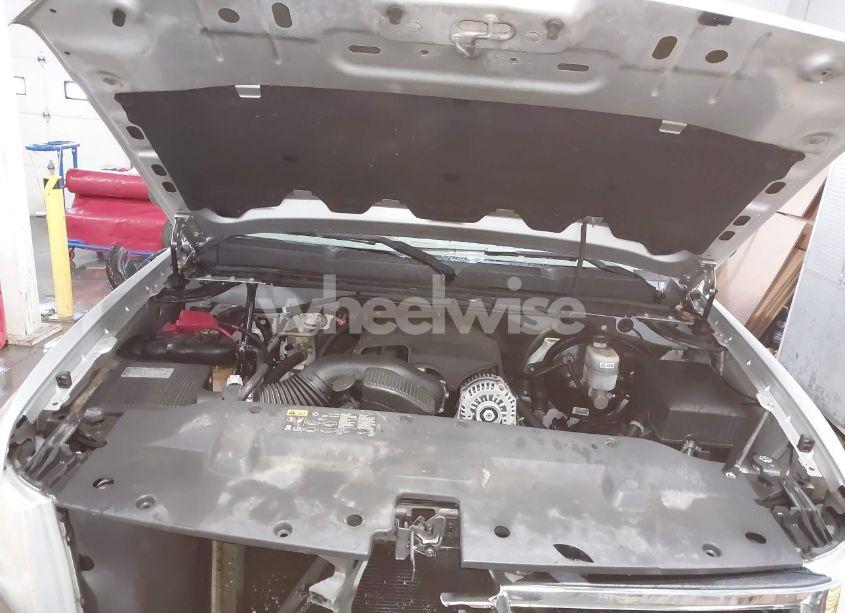 Photo 10 of 2011 Chevrolet Silverado 1500 LS (VIN 3GCPCREA1BG380945)