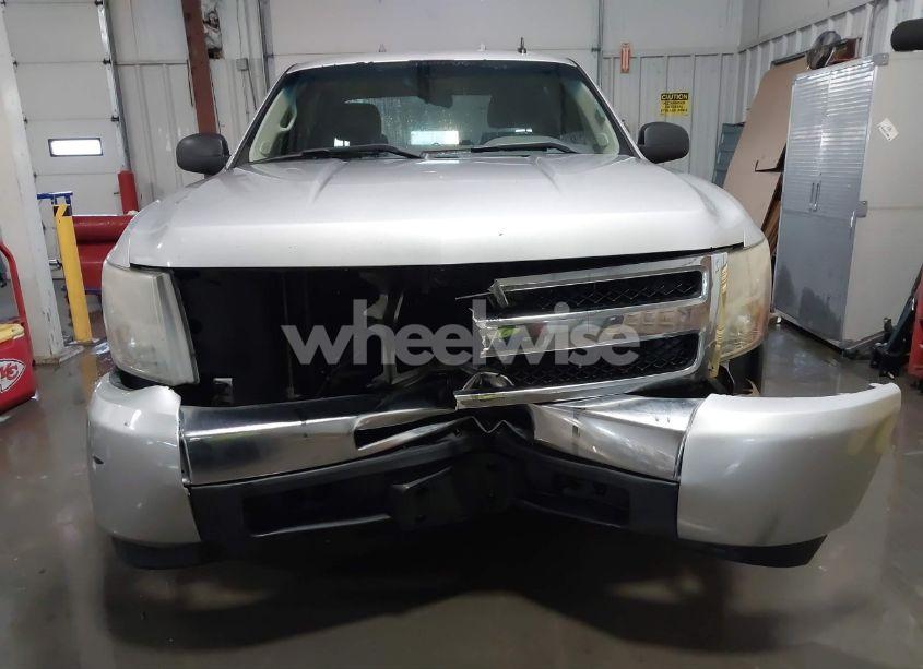 Photo 12 of 2011 Chevrolet Silverado 1500 LS (VIN 3GCPCREA1BG380945)