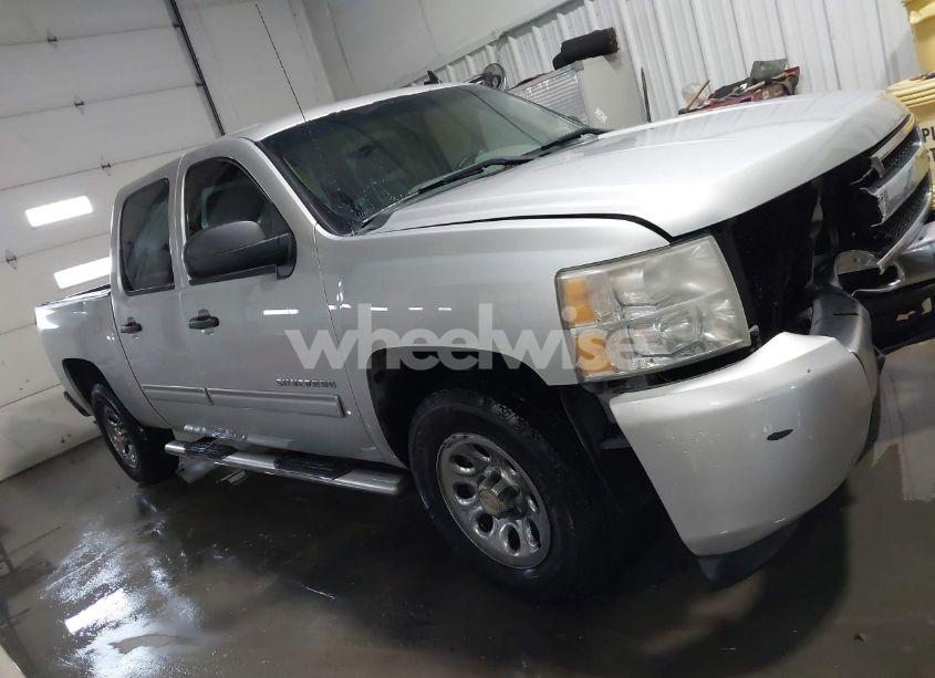 Photo 13 of 2011 Chevrolet Silverado 1500 LS (VIN 3GCPCREA1BG380945)