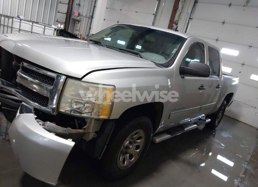 Photo 14 of 2011 Chevrolet Silverado 1500 LS (VIN 3GCPCREA1BG380945)