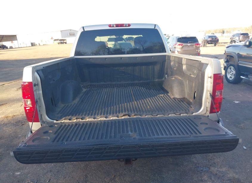 Photo 17 of 2011 Chevrolet Silverado 1500 LS (VIN 3GCPCREA3BG230738)