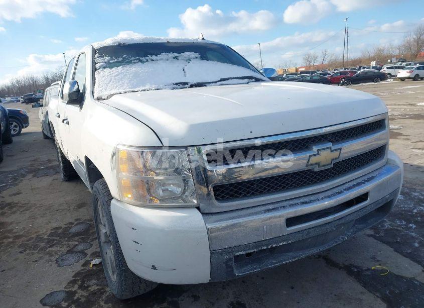 2011 Chevrolet Silverado 1500 LS (VIN 3GCPCREA4BG315197) main photo