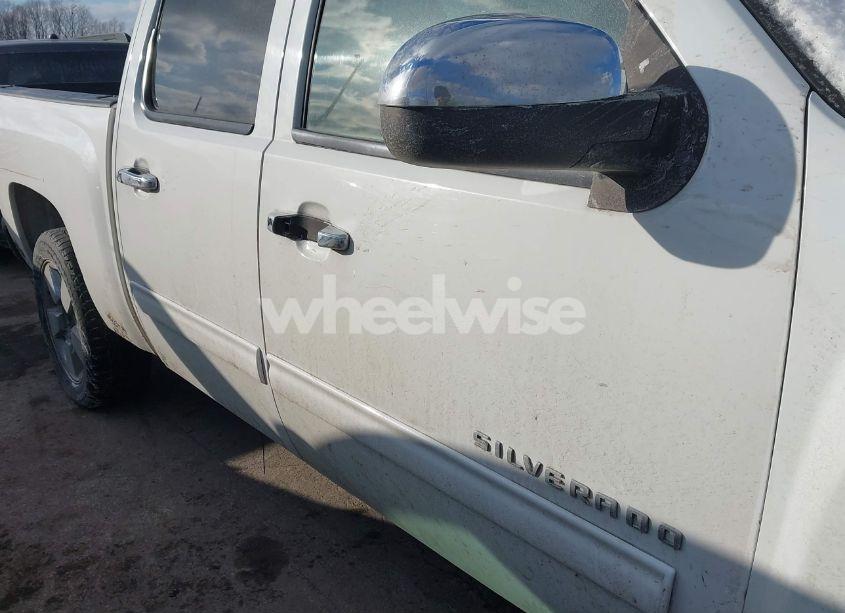 Photo 6 of 2011 Chevrolet Silverado 1500 LS (VIN 3GCPCREA4BG315197)