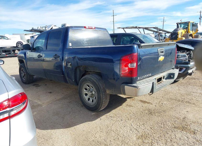 Photo 3 of 2011 Chevrolet Silverado 1500 LS (VIN 3GCPCREA5BG119849)