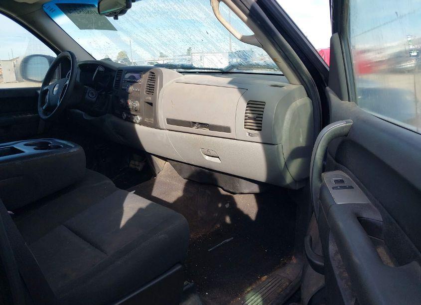 Photo 5 of 2011 Chevrolet Silverado 1500 LS (VIN 3GCPCREA5BG119849)