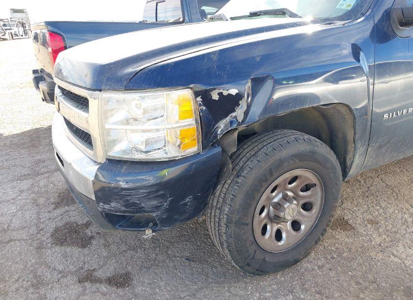 Photo 6 of 2011 Chevrolet Silverado 1500 LS (VIN 3GCPCREA5BG119849)