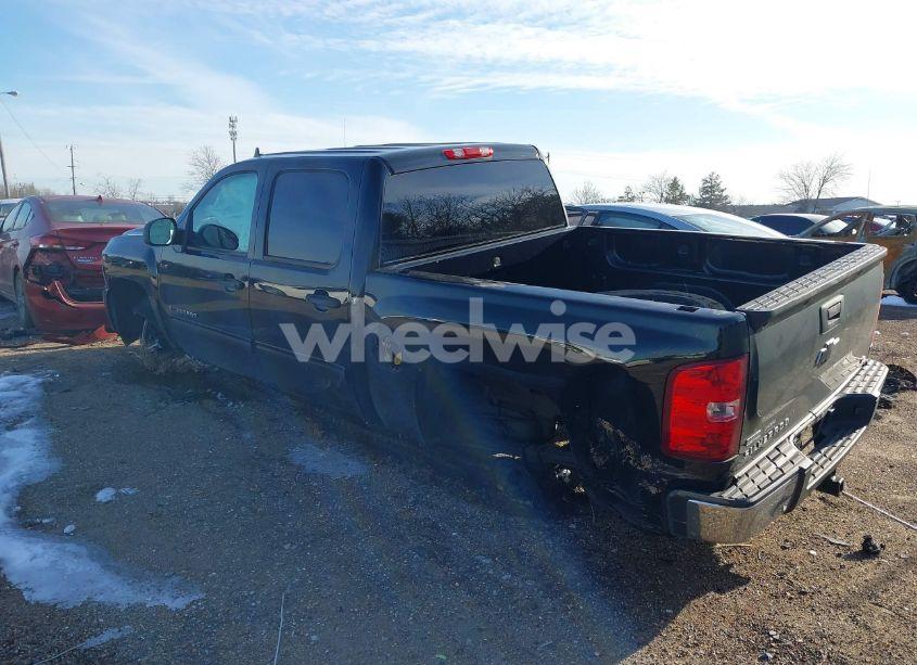 Photo 3 of 2011 Chevrolet Silverado 1500 LS (VIN 3GCPCREA5BG393102)