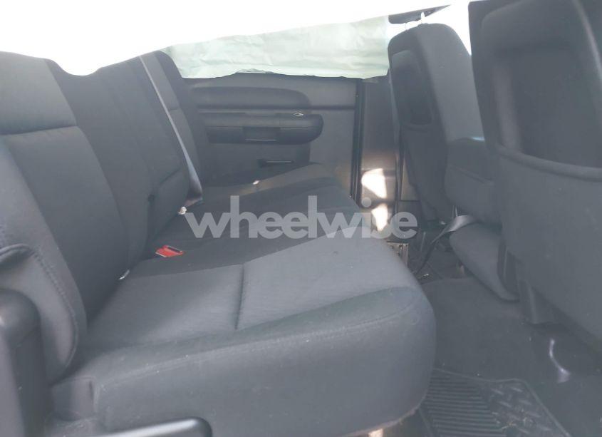 Photo 8 of 2011 Chevrolet Silverado 1500 LS (VIN 3GCPCREA5BG393102)