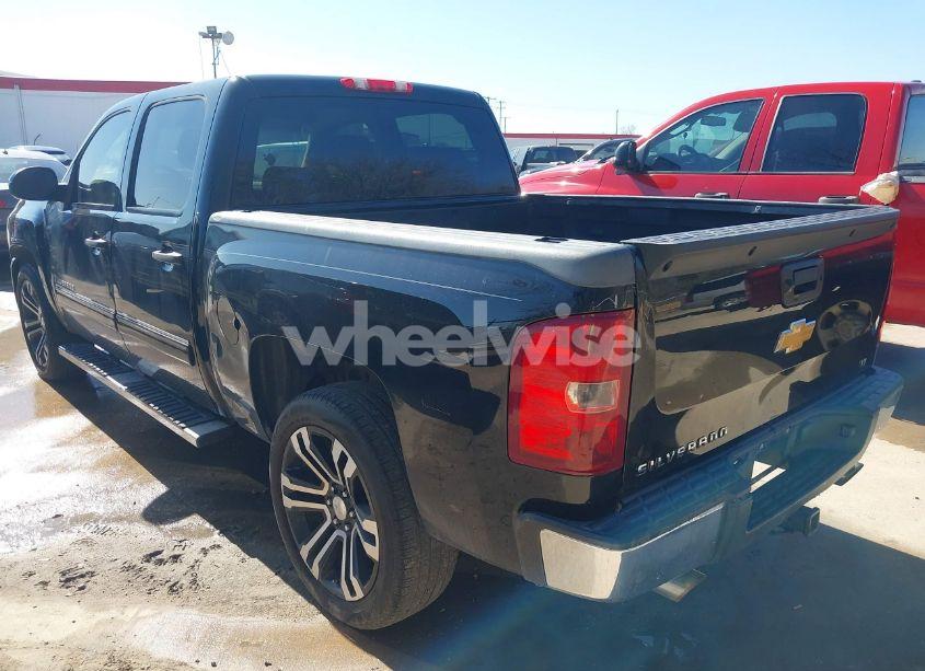 Photo 3 of 2013 Chevrolet Silverado 1500 LS (VIN 3GCPCREA6DG104943)