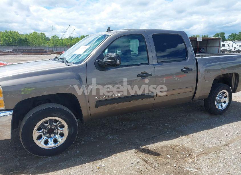 Photo 6 of 2013 Chevrolet Silverado C1500 LS (VIN 3GCPCREA8DG241043)