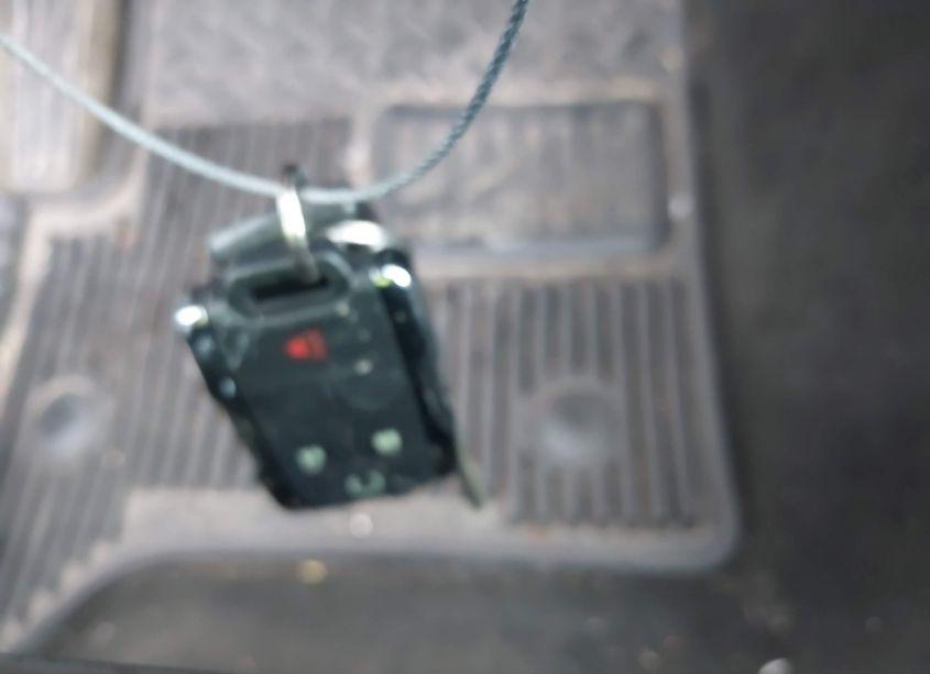 Photo 11 of 2014 Chevrolet Silverado 1500 2LT (VIN 3GCPCREC0EG144745)